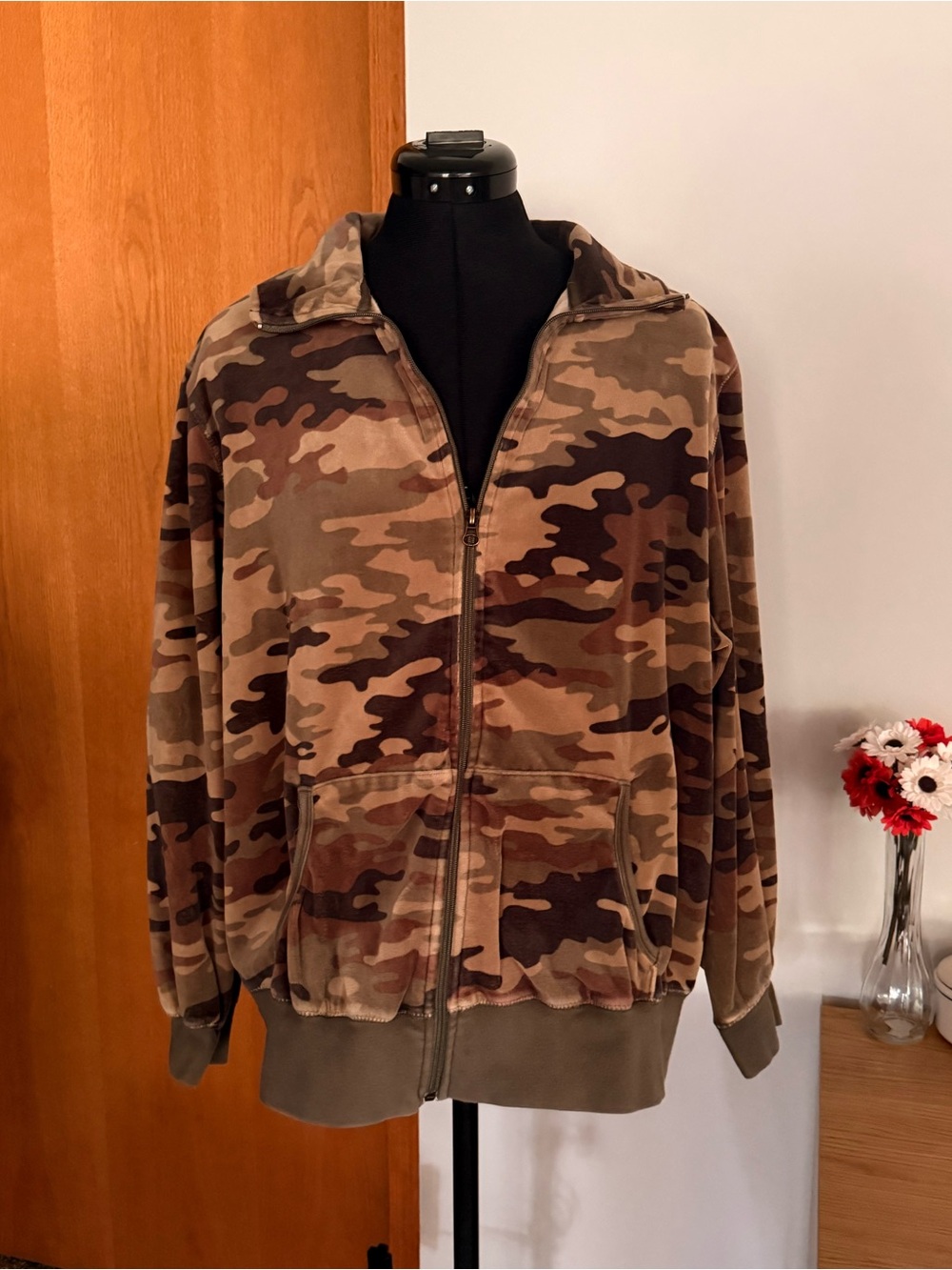 Y2K Mossimo Velour Camo Zip Up